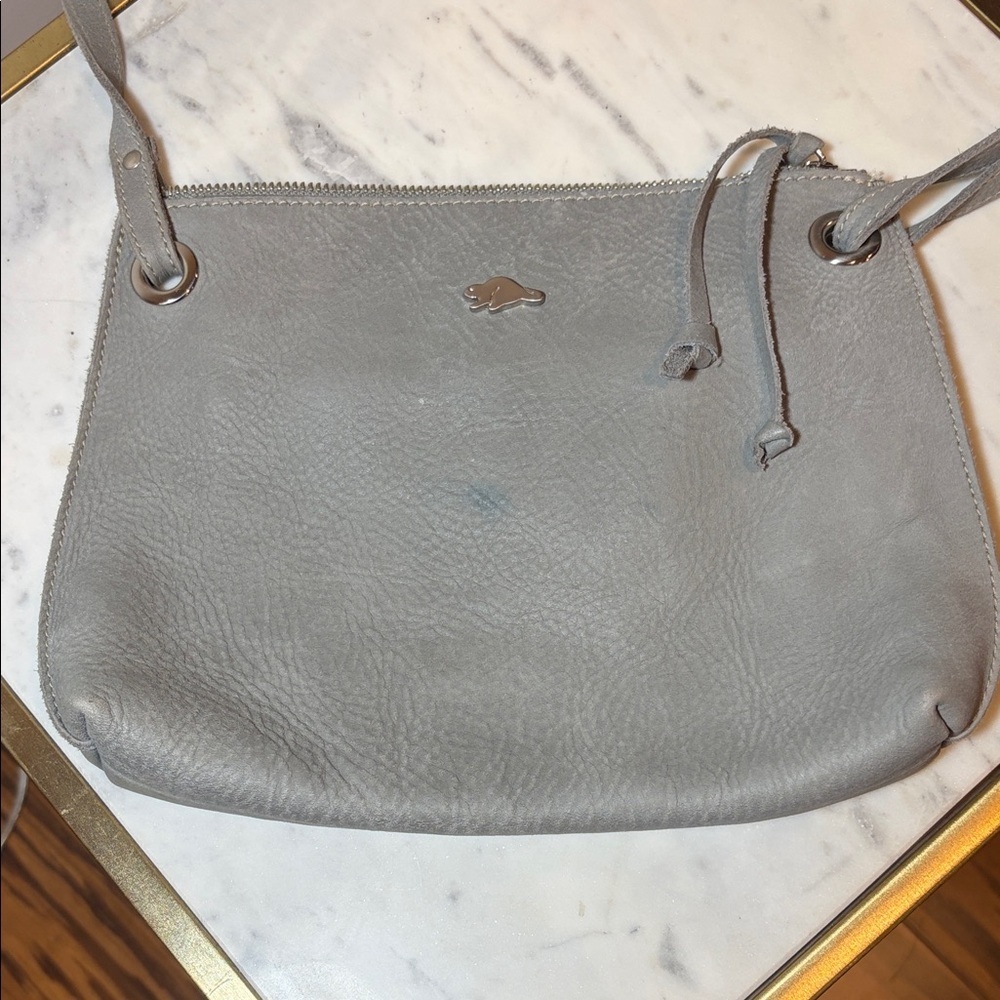 Roots Edie Bag Tribe *Small Discoloration* - Picture 4 of 9